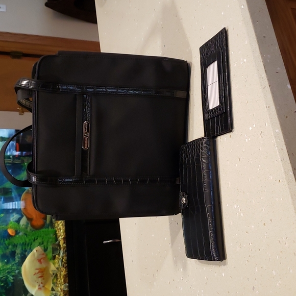 Frankie & Johnnie Handbags - Frankie & Johnnie Purse Set